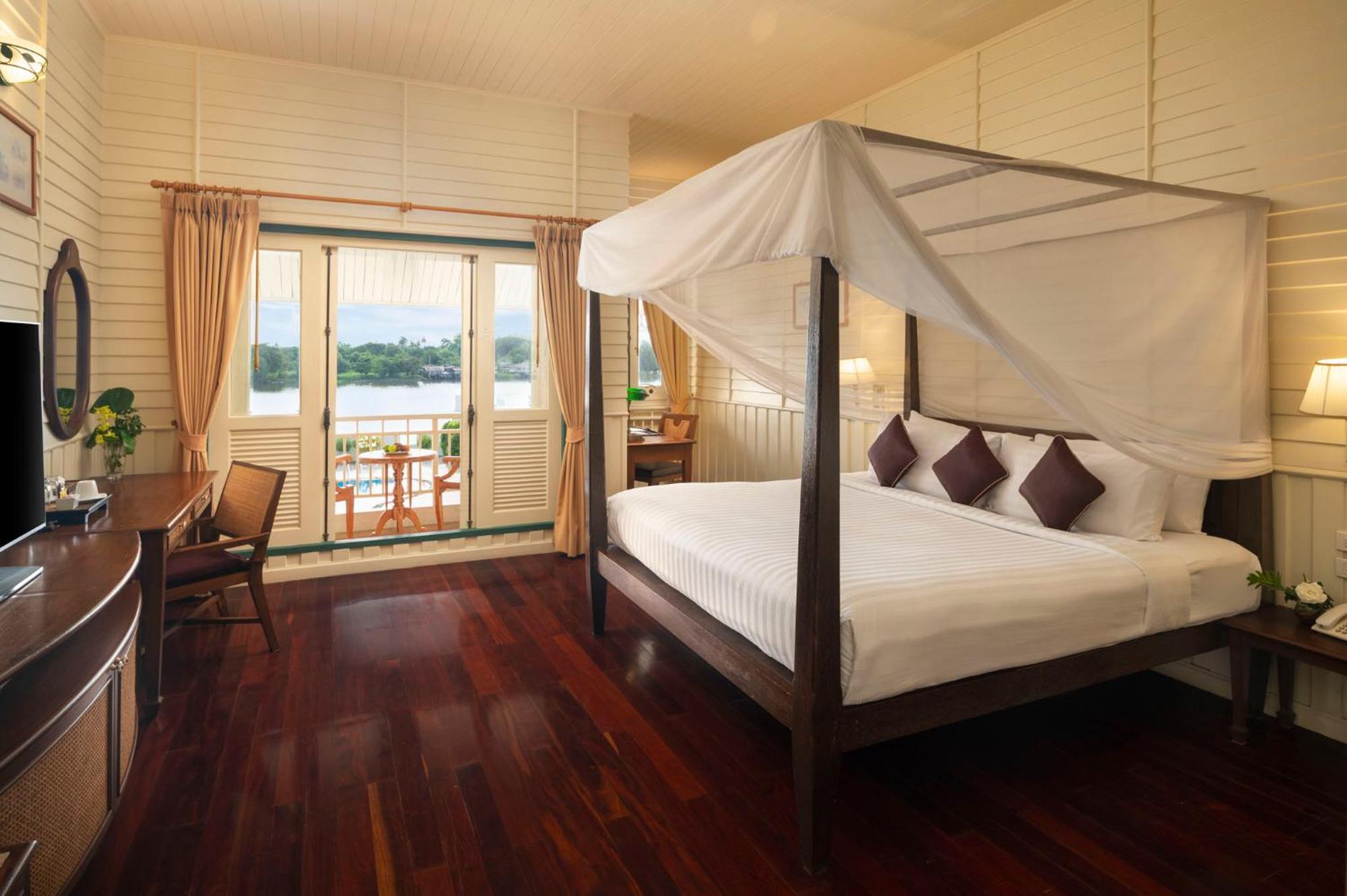 Kalanan Riverside Resort Нонтхабури Экстерьер фото