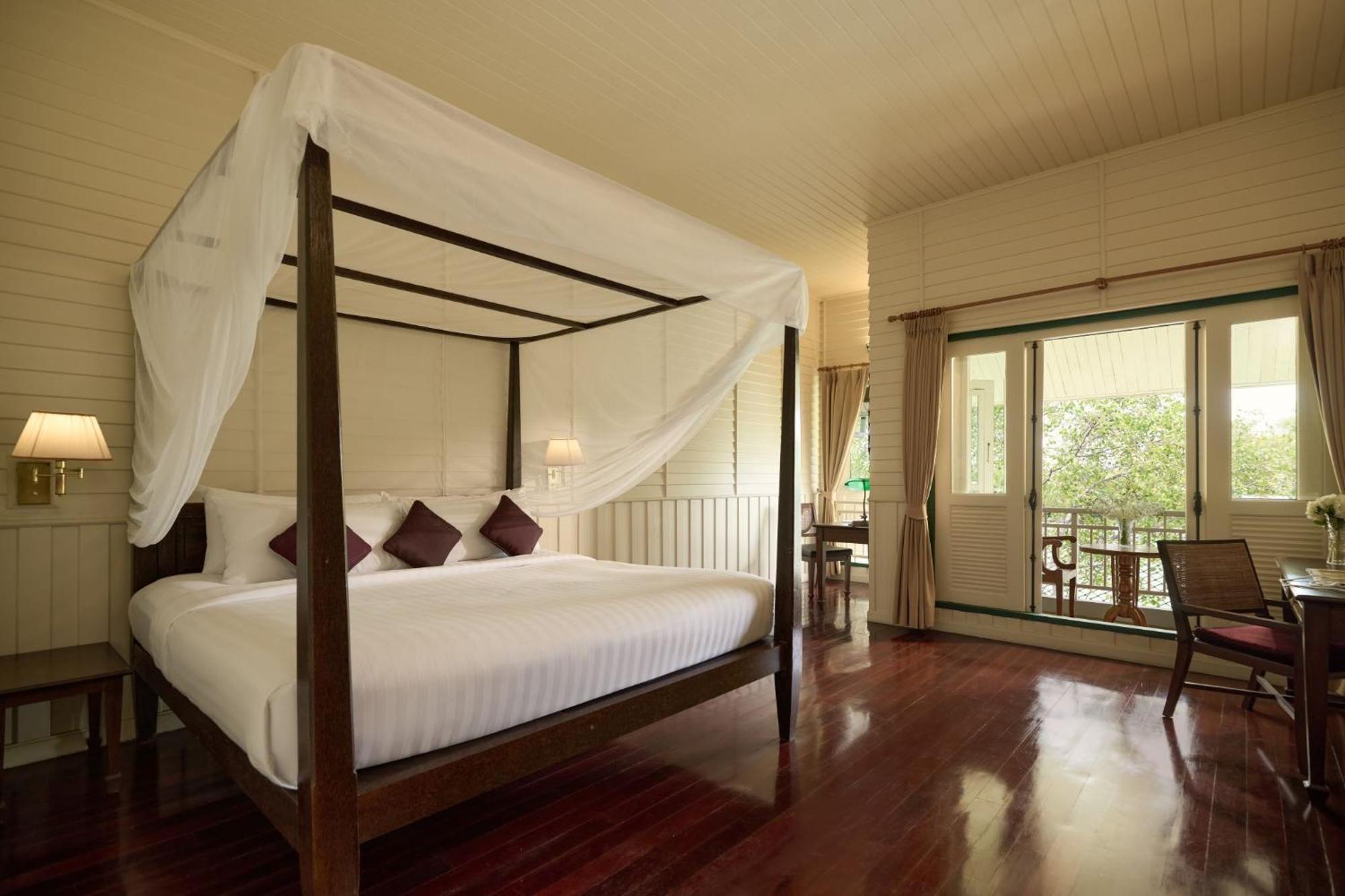 Kalanan Riverside Resort Нонтхабури Экстерьер фото